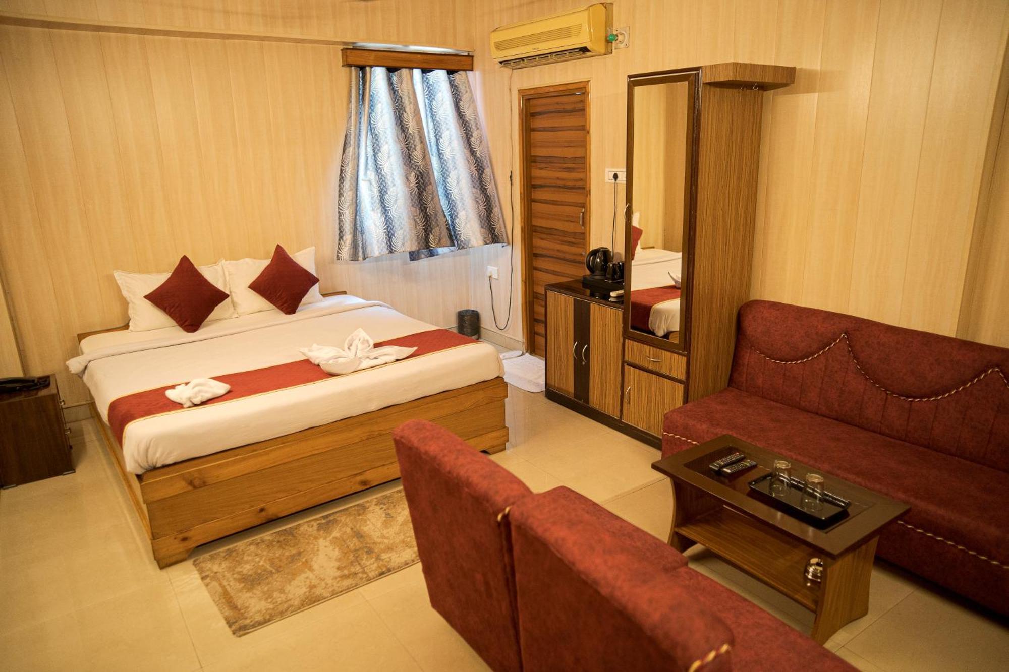 Hotel Ta-Tin Durgāpur Buitenkant foto