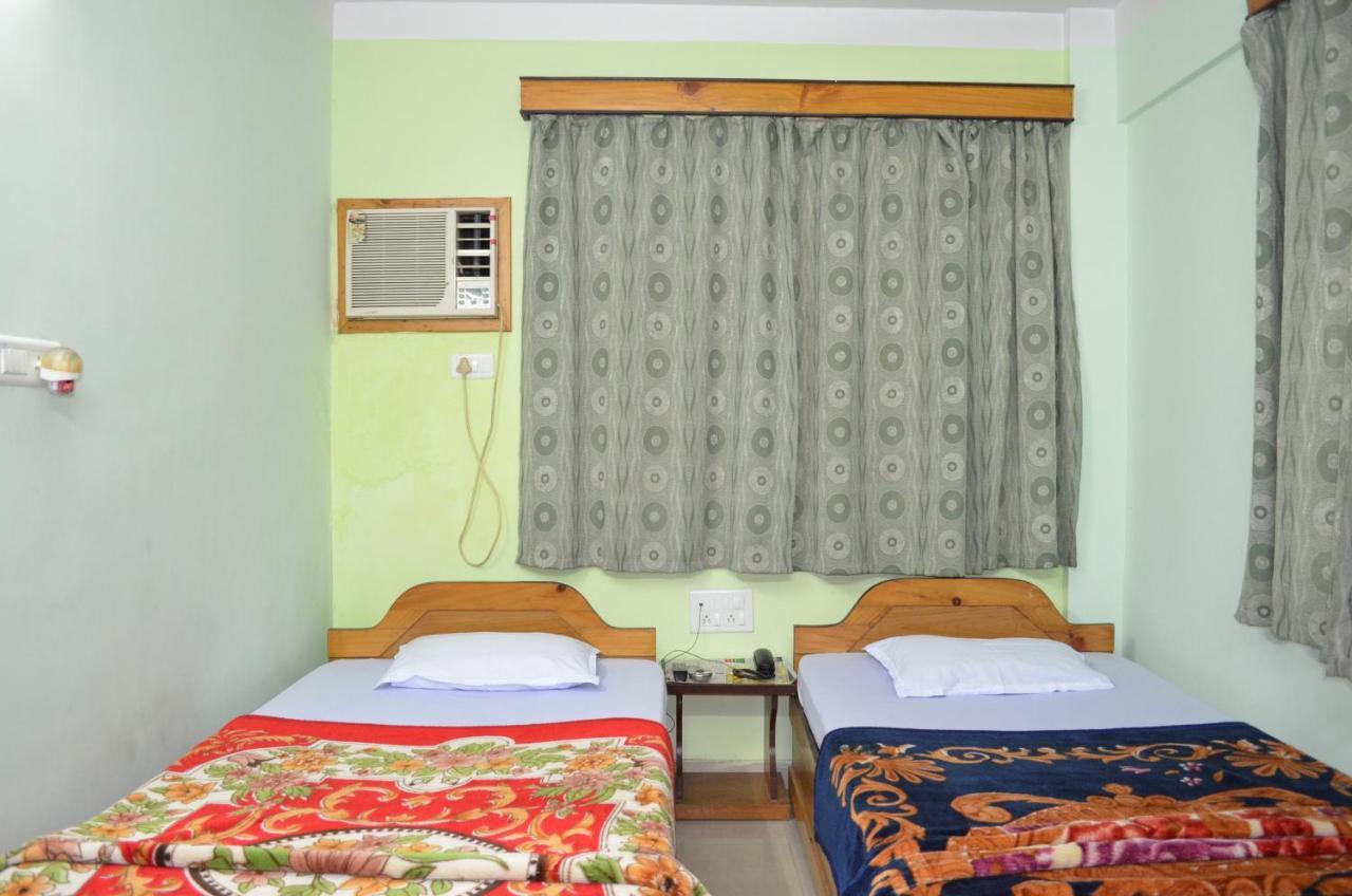 Hotel Ta-Tin Durgāpur Buitenkant foto