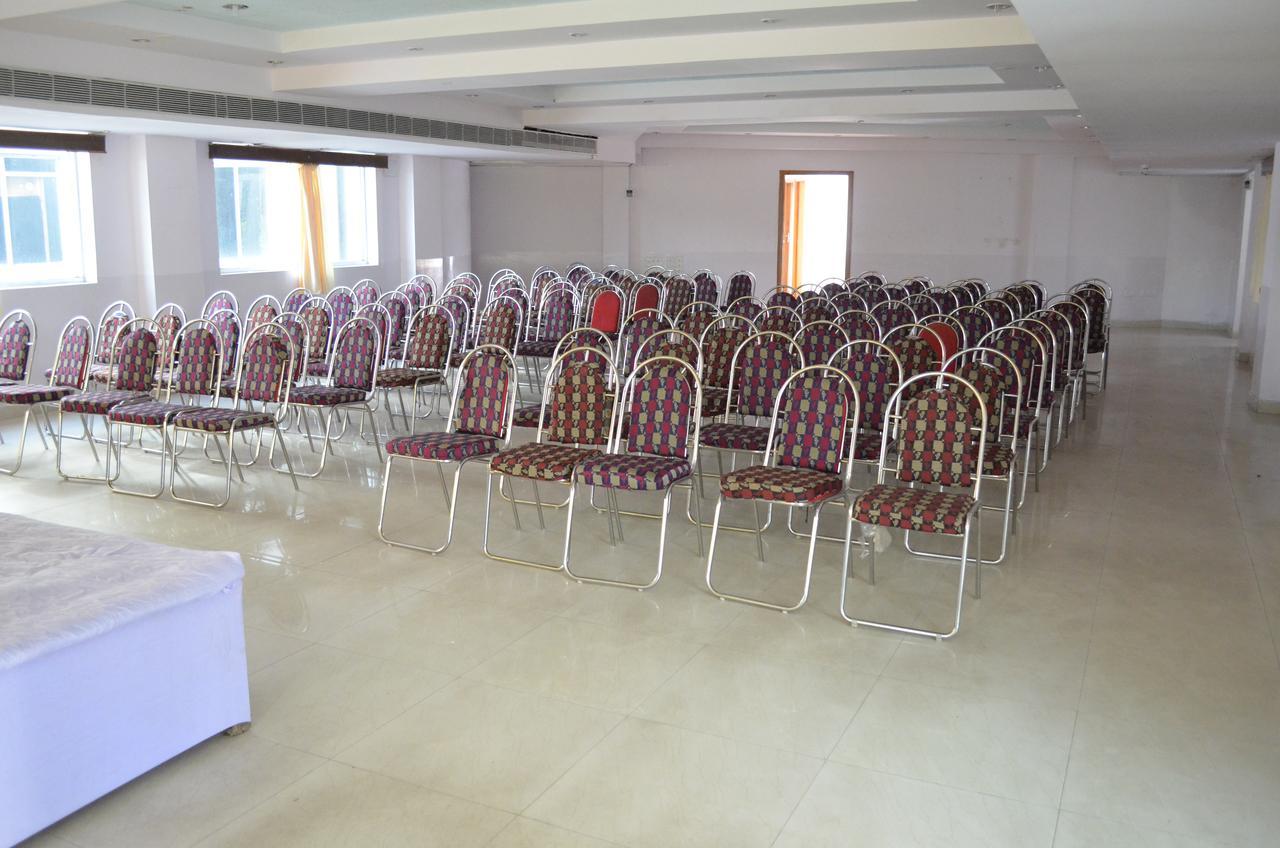 Hotel Ta-Tin Durgāpur Buitenkant foto